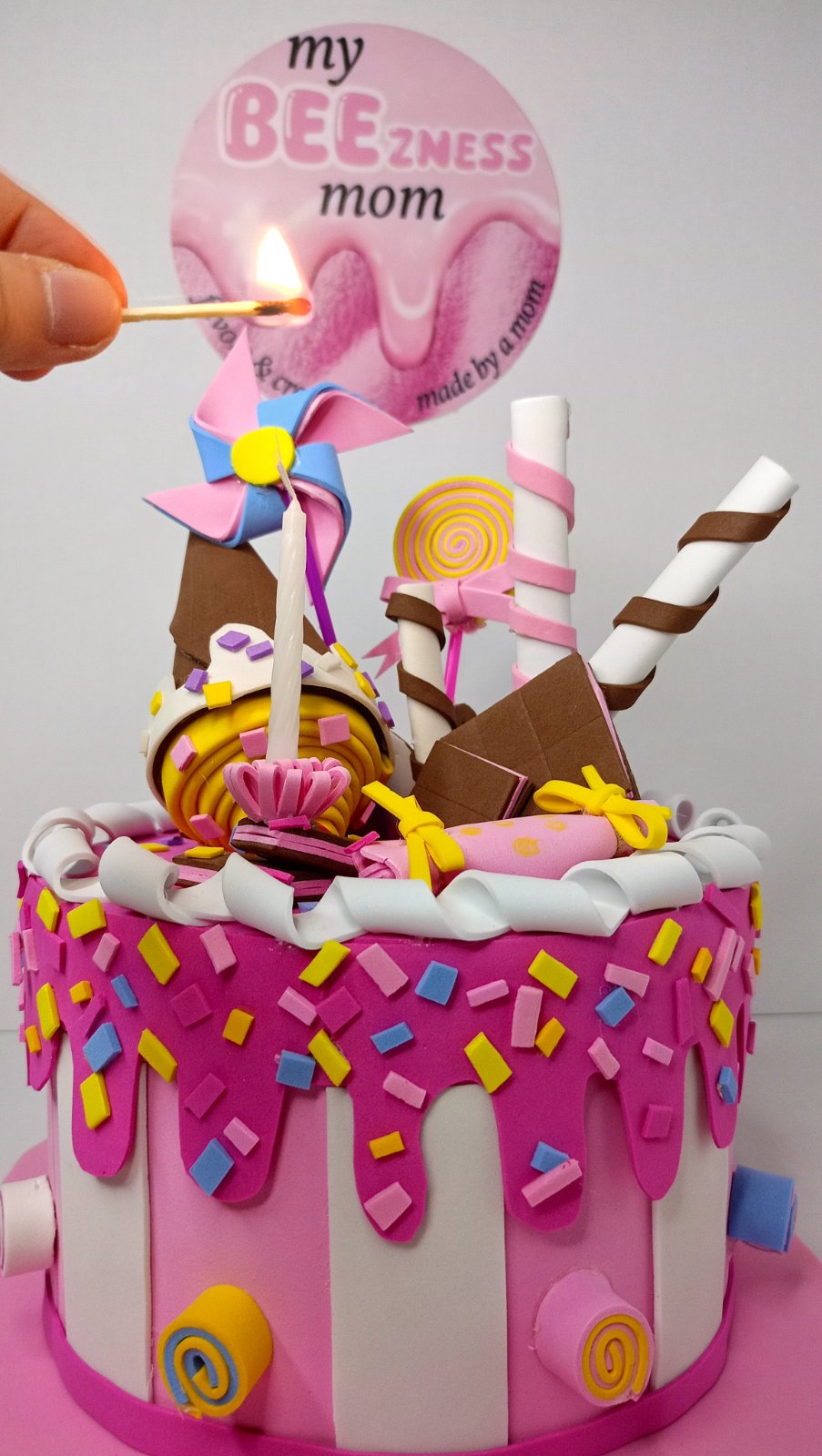 Foam cake box